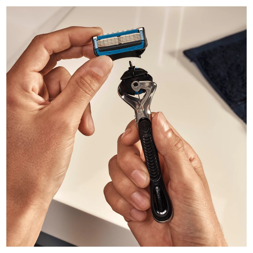 Gillette® ProShield Chill Rasierklingen 6 Gillette® ProShield Chill Rasierklingen – Bild 6